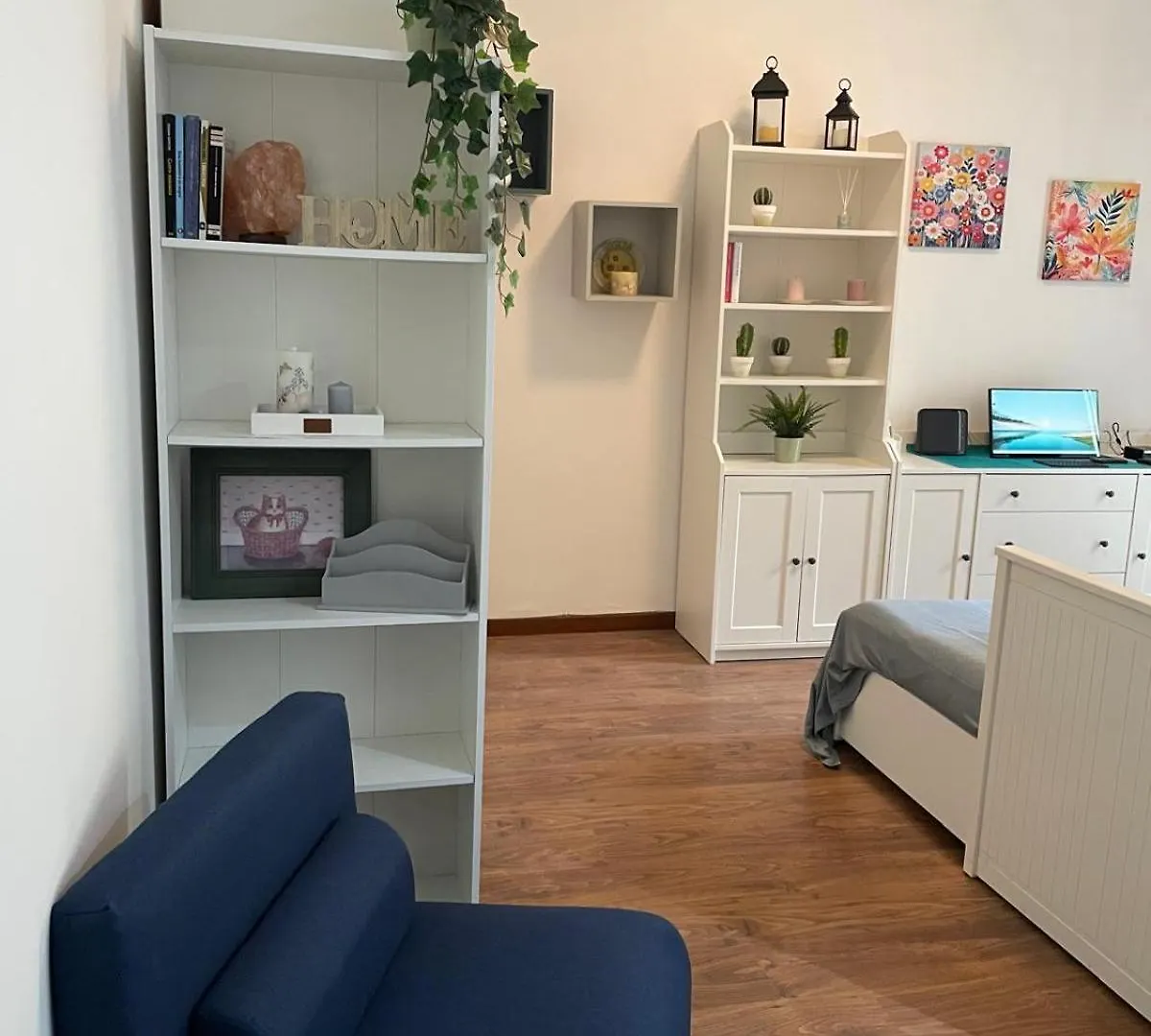 Appio Central House San Giovanni contacts